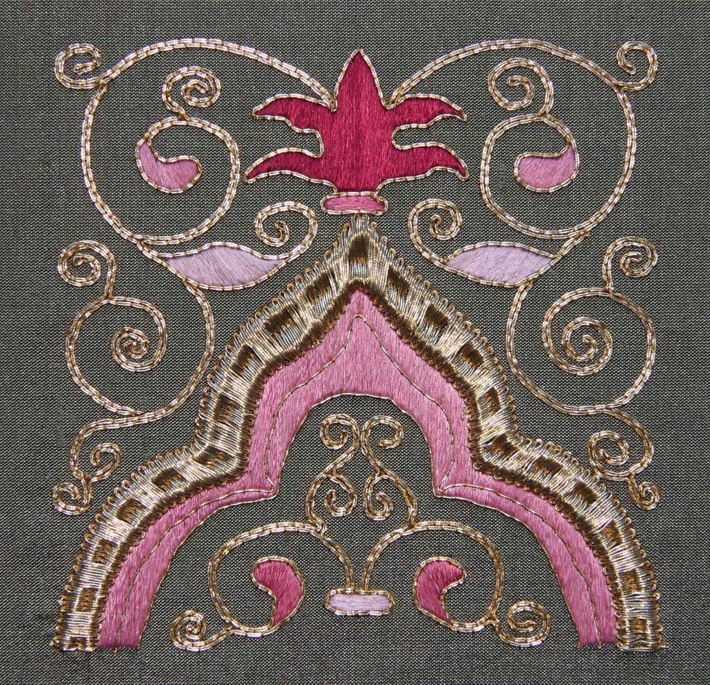Medieval Goldwork Embroidery - late medieval goldwork from Venice. Online embroidery course.