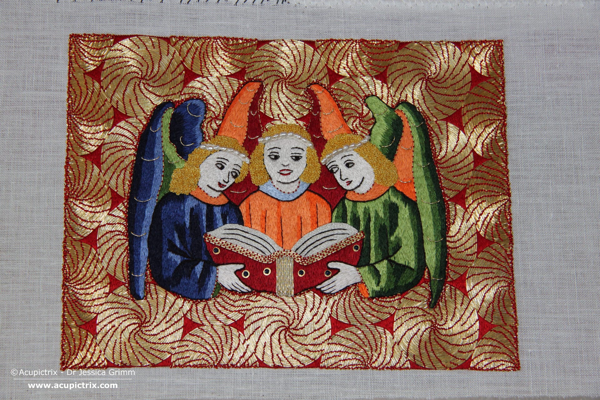 Embroidered Recreation - Orphrey Panel "Angel Choir". Online embroidery course.