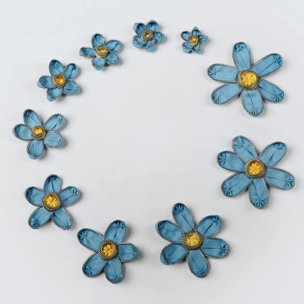 Jewelry Code - Zhanna Assanova, a necklace of zippers.