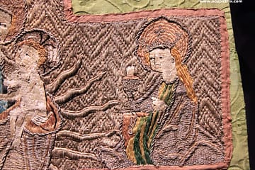 Domschatz Fritzlar - a green chasuble with an embroidered cross