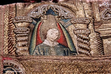Order of the Golden Fleece – Detail with an angel on the dalmatic