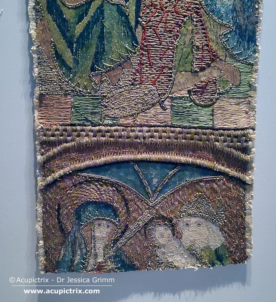 Diocesan Museum Brixen - gold and silk embroidery cut off